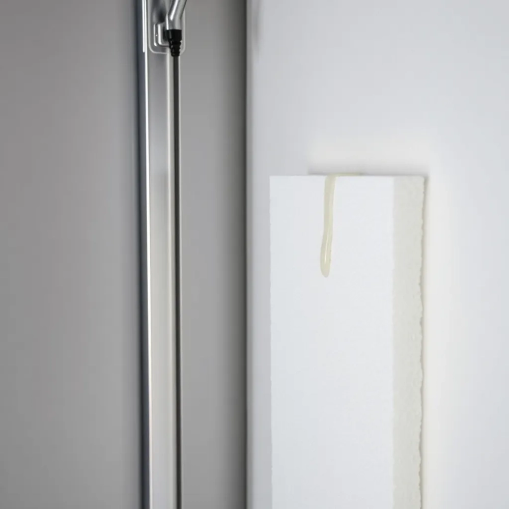 Czym przykleić styropian do blachy w garażu