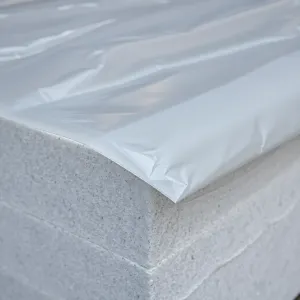 Czy dawać folię na styropian pod wylewkę