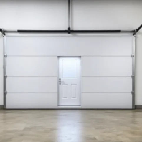 Drzwi w bramie garażowej