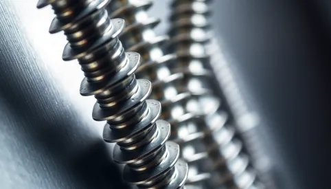 Jak wkręcać wkręty samowiercące