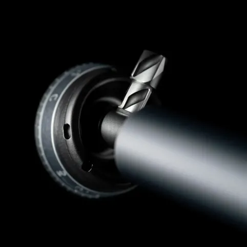 Jak włożyć wiertło do wkrętarki BOSCH