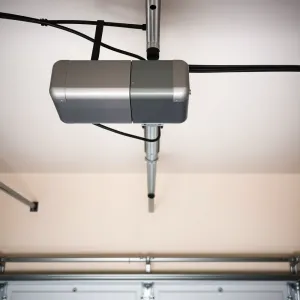 Jak zamontować napęd do bramy garażowej uchylnej