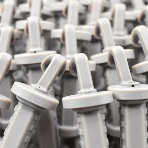 Kołki do styropianu z trzpieniem metalowym 26 cm