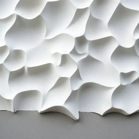 Krzywy styropian na elewacji