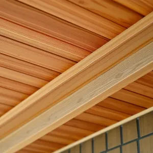 Montaż podbitki drewnianej cena