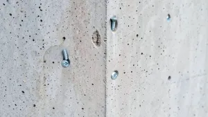 Wkręty do ściany bez kołków