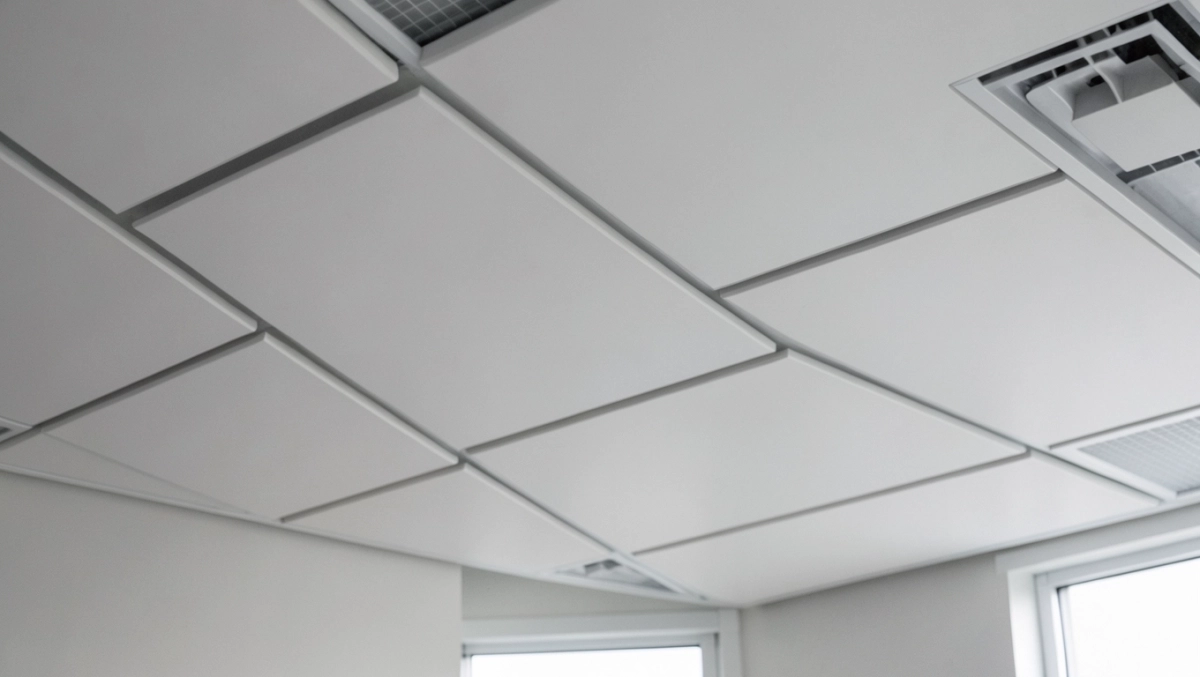 Sufit Armstrong cena za m2 robocizny